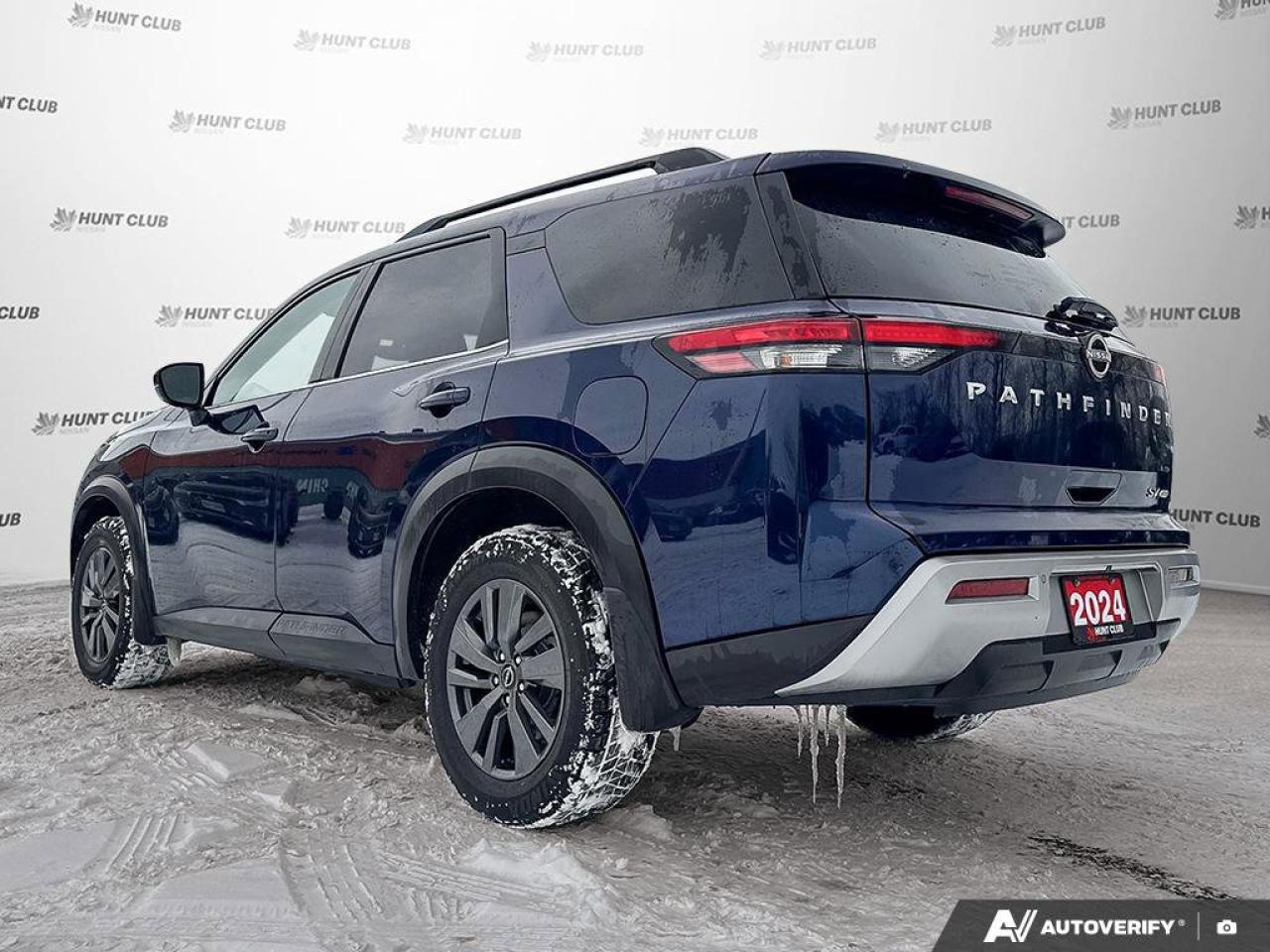 2024 Nissan Pathfinder SV Photo