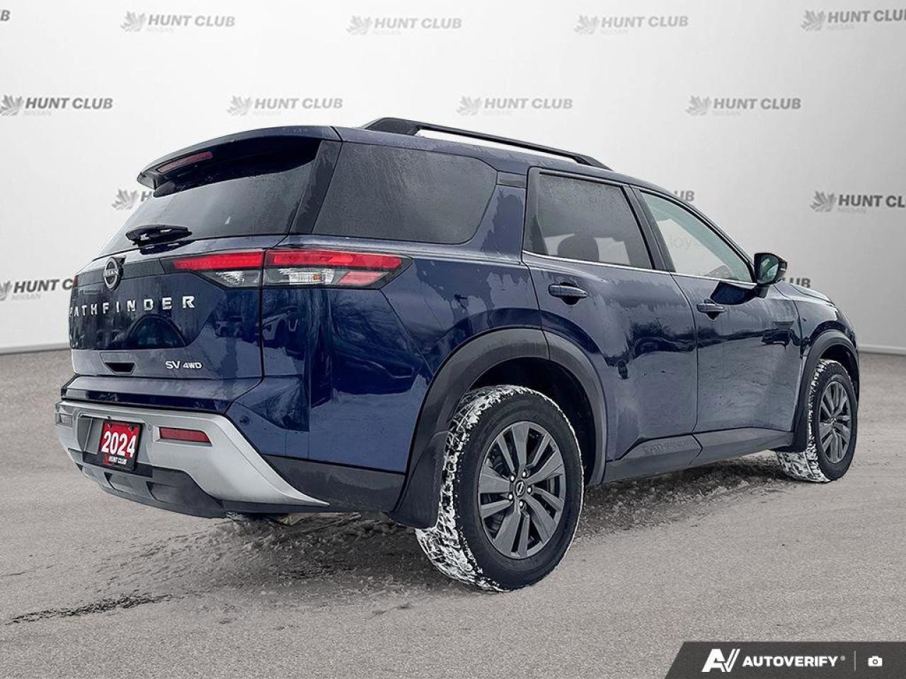 2024 Nissan Pathfinder SV Photo