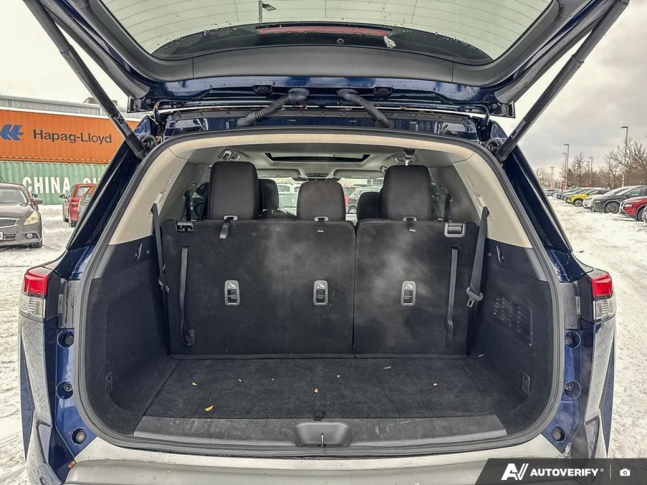 2024 Nissan Pathfinder SV Photo