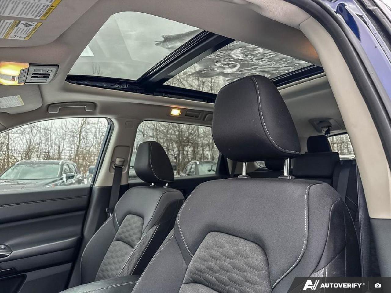 2024 Nissan Pathfinder SV Photo