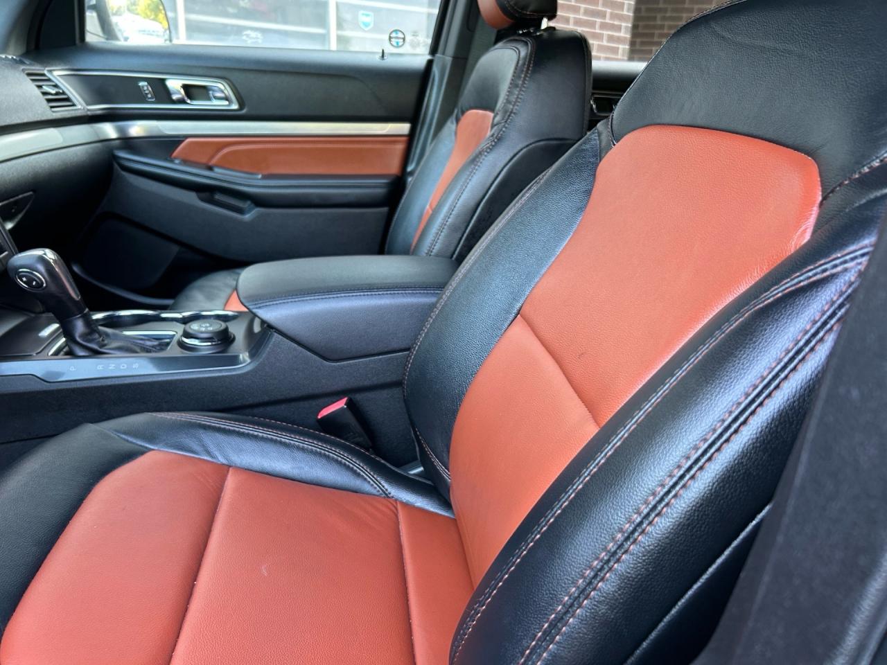 2019 Ford Explorer XLT 4WD Photo