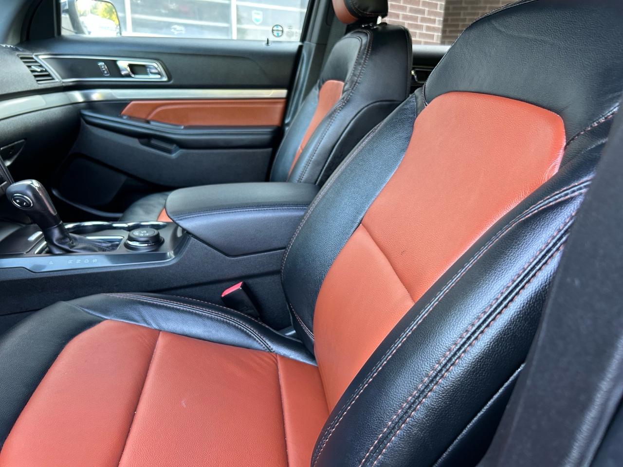 2019 Ford Explorer XLT 4WD Photo