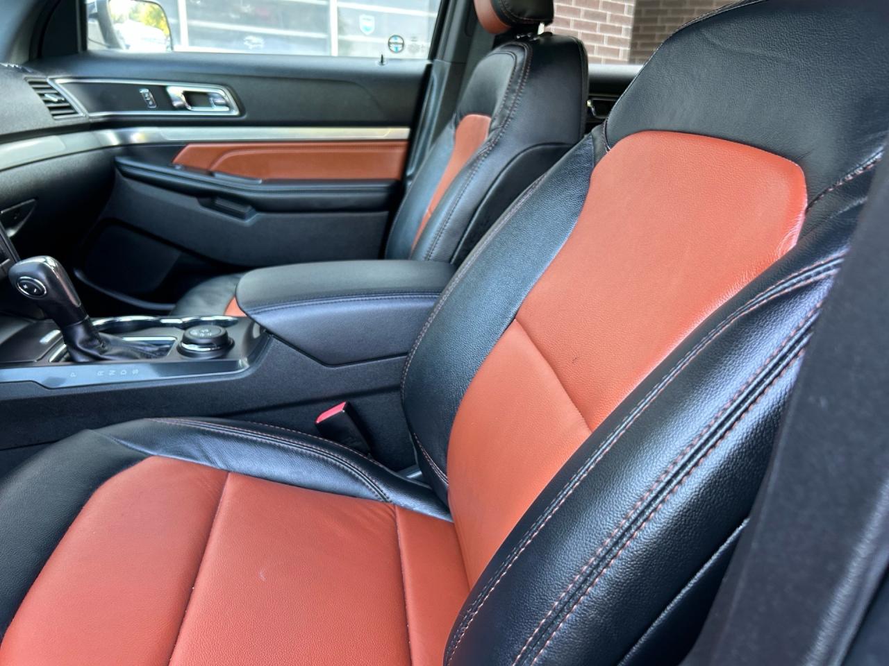 2019 Ford Explorer XLT 4WD Photo