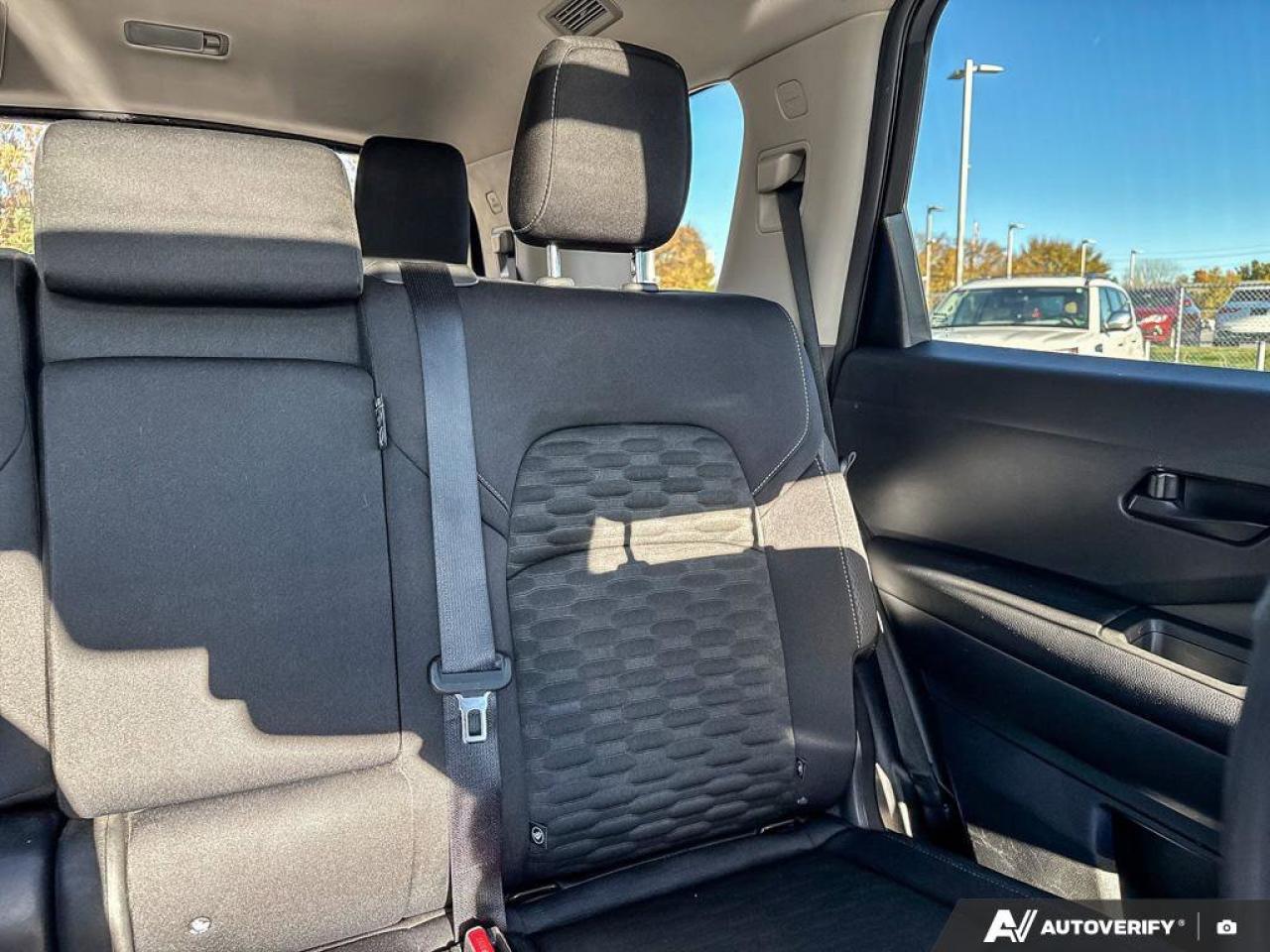 2024 Nissan Pathfinder SV Photo