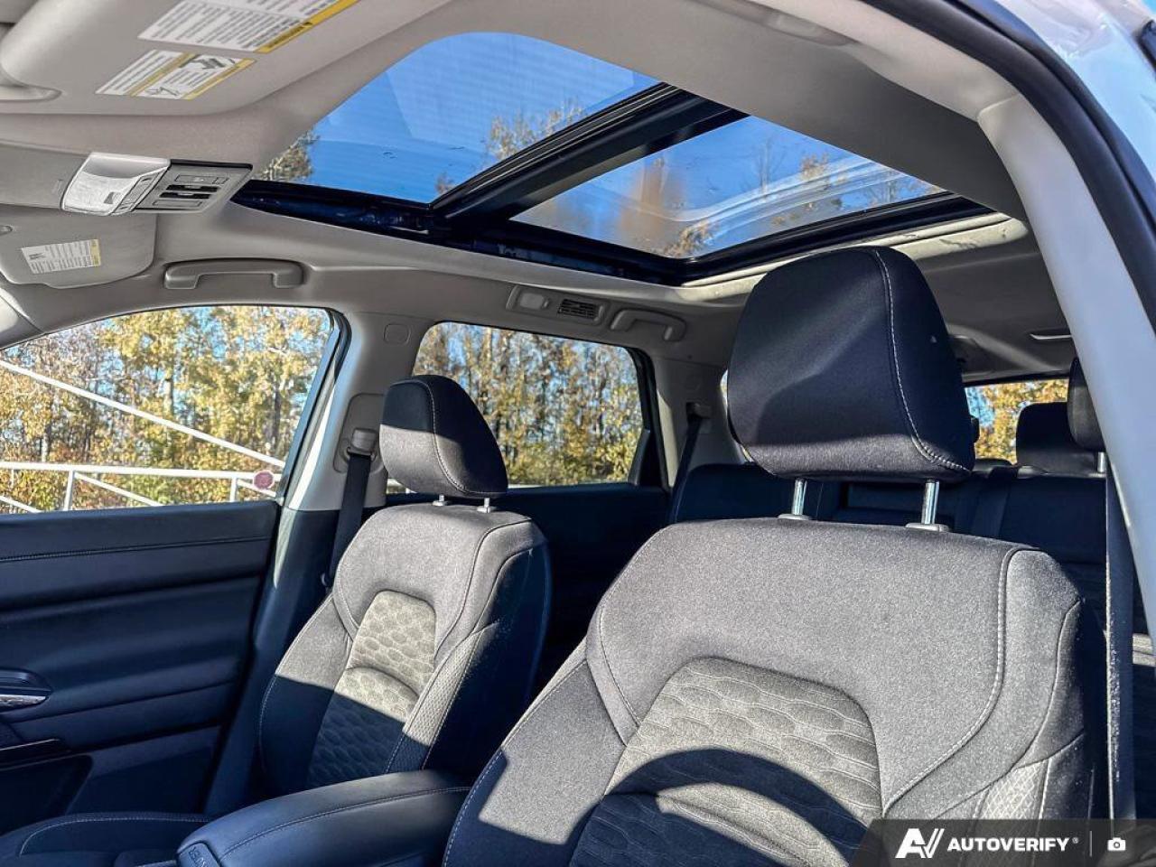 2024 Nissan Pathfinder SV Photo