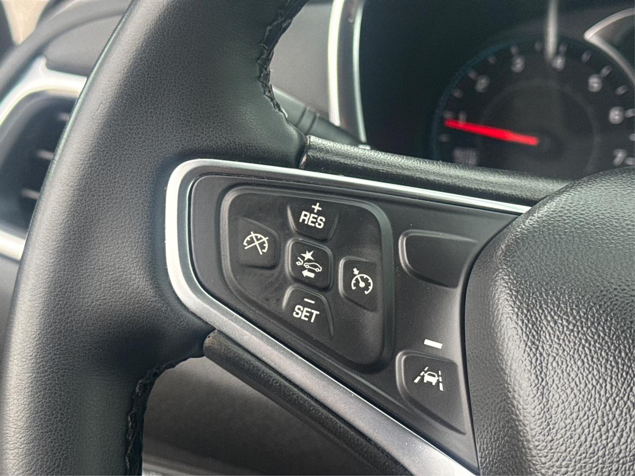 2024 Chevrolet Equinox AWD LEATHER HEATED SEATS WE FINANCE ALL CREDIT! Photo