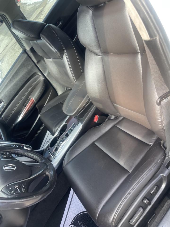 2017 Acura TLX 4dr Sdn SH-AWD V6 Photo