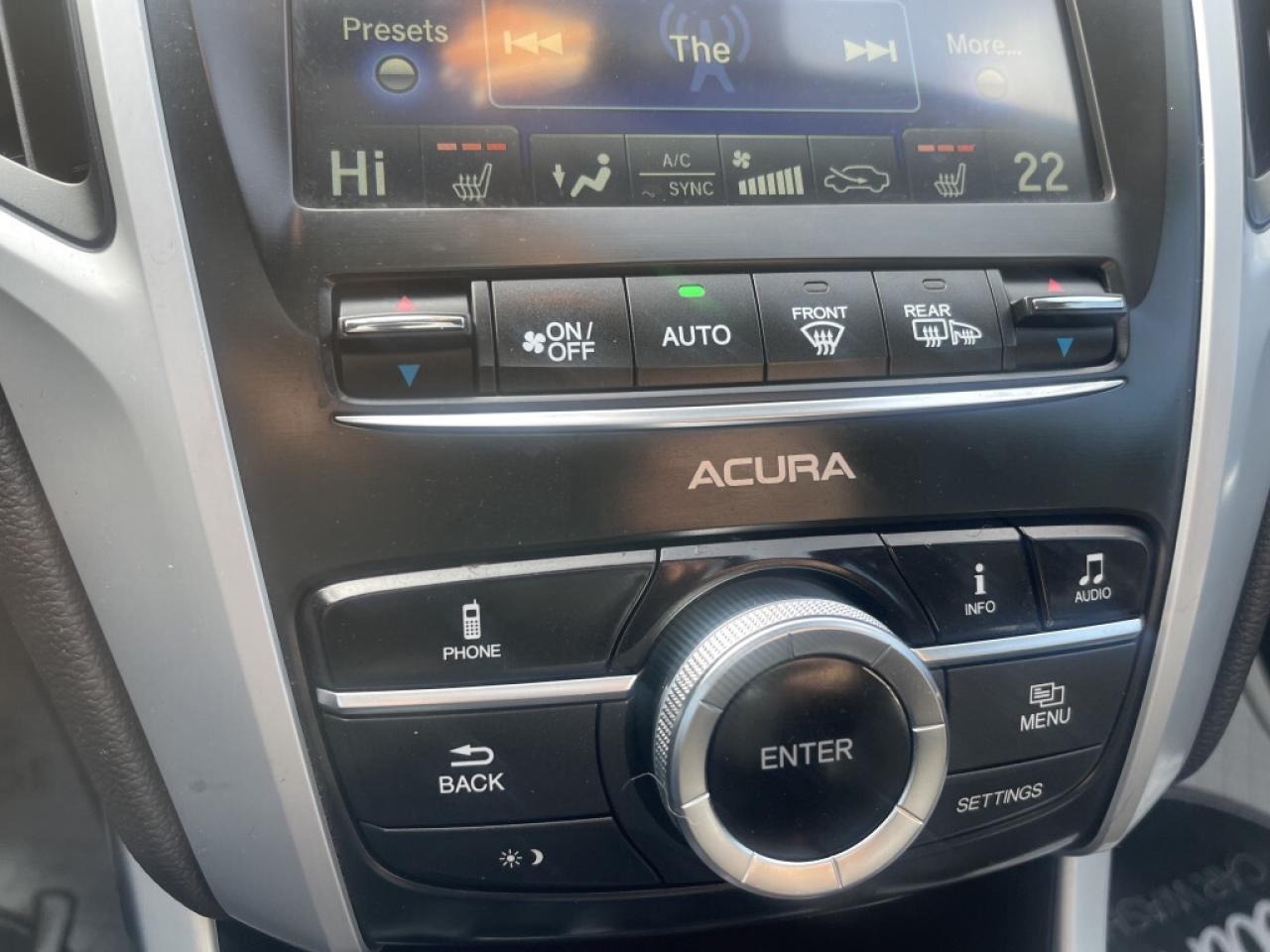 2017 Acura TLX 4dr Sdn SH-AWD V6 Photo