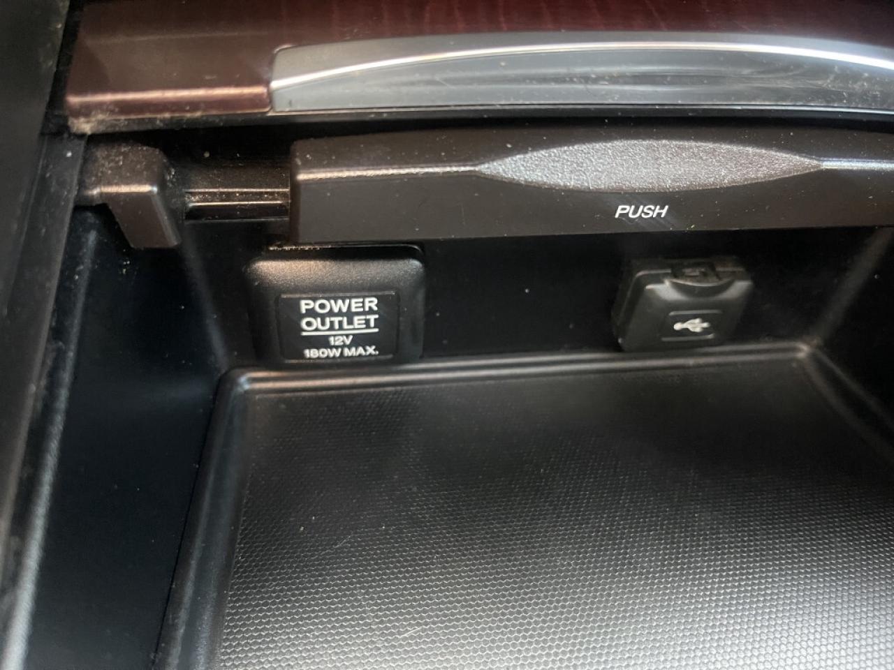 2017 Acura TLX 4dr Sdn SH-AWD V6 Photo