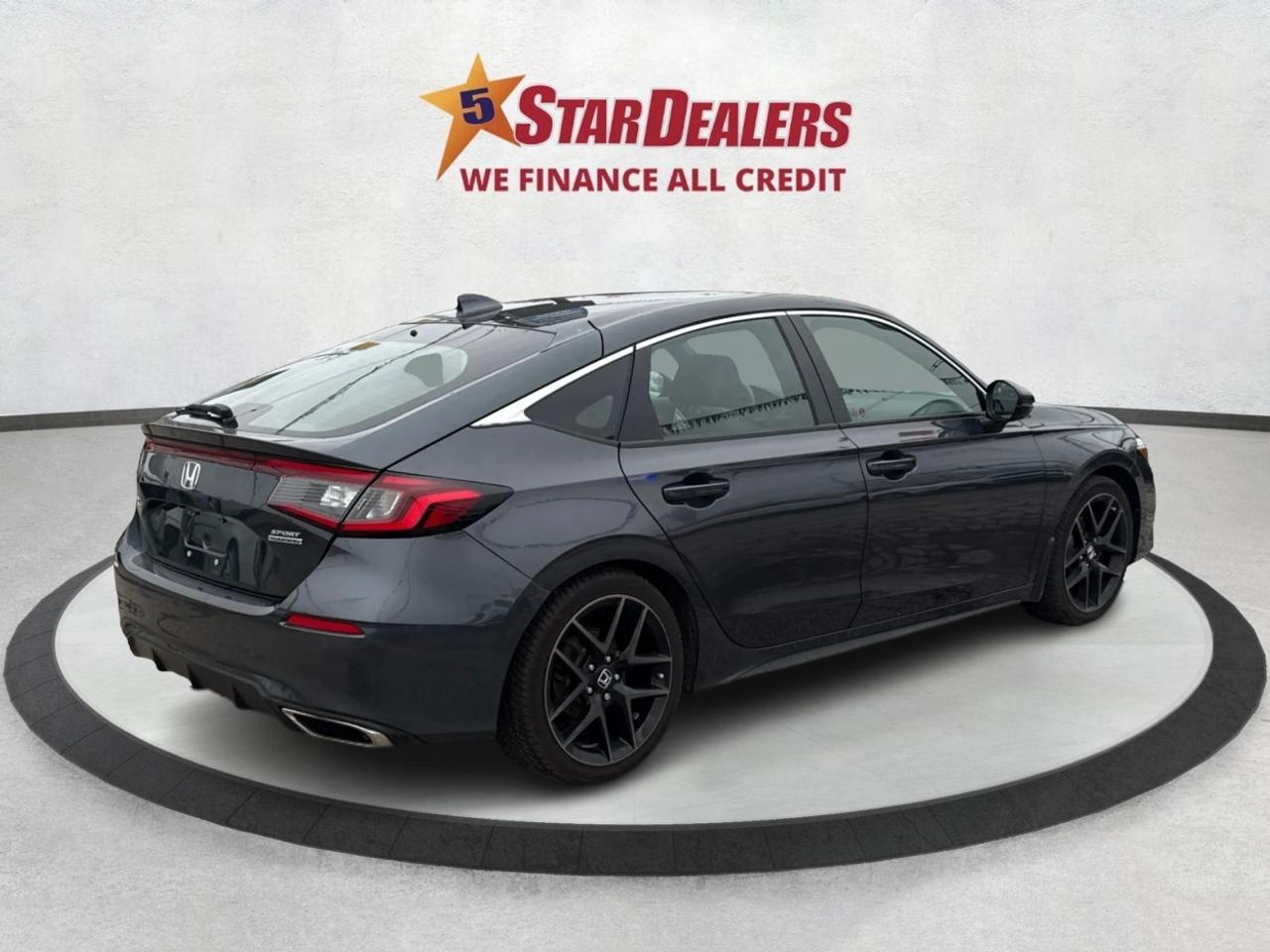 2024 Honda Civic Hatchback NAV LEATHER SUNROOF LOADED! WE FINANCE ALL CREDIT Photo