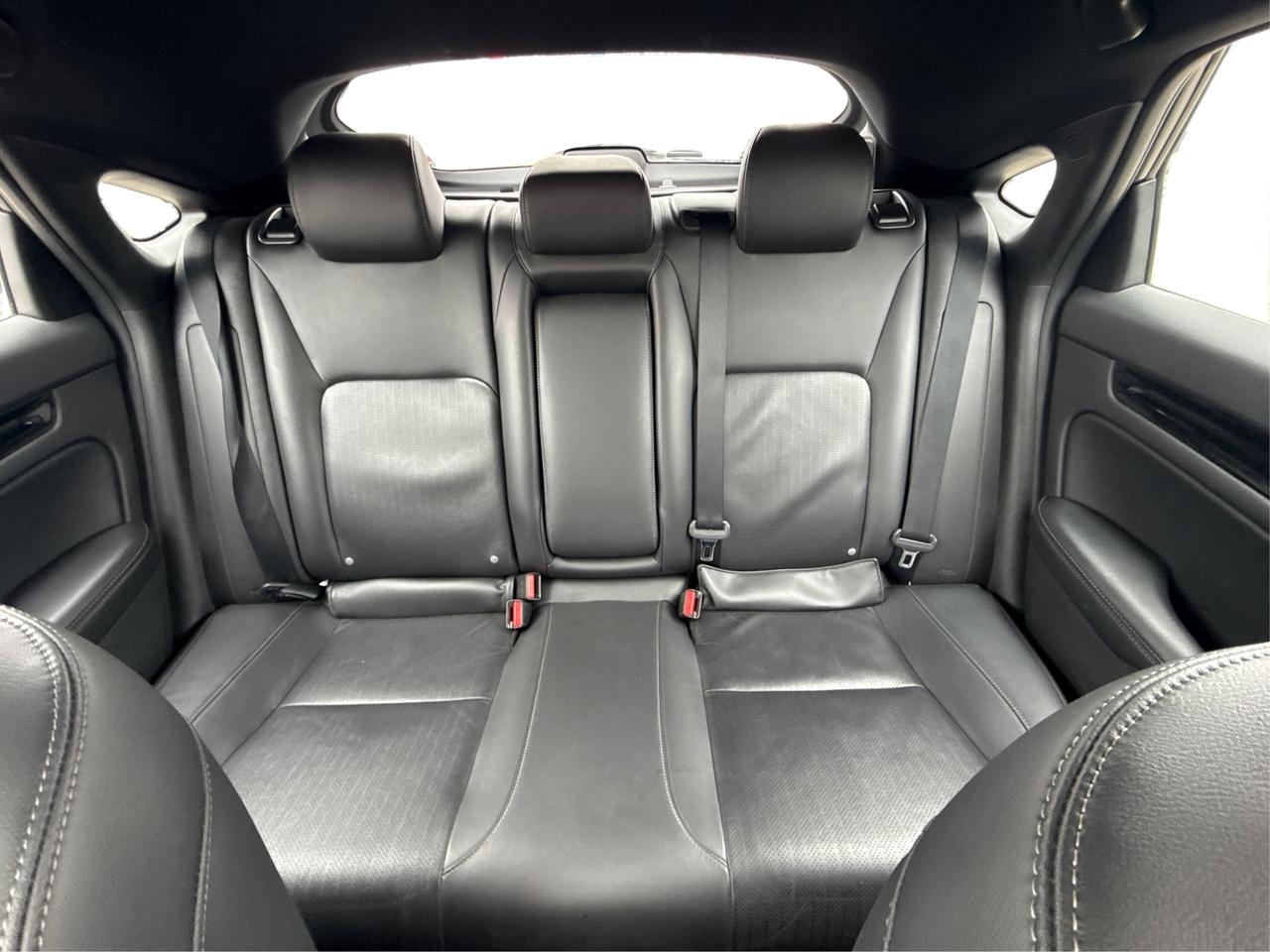 2024 Honda Civic Hatchback NAV LEATHER SUNROOF LOADED! WE FINANCE ALL CREDIT Photo