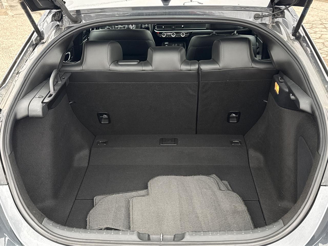 2024 Honda Civic Hatchback NAV LEATHER SUNROOF LOADED! WE FINANCE ALL CREDIT Photo