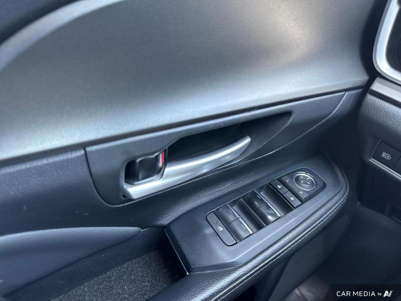 2024 Toyota Grand Highlander XLE BACKUP CAM   BLUETOOTH   HTD SEATS   KEYLESS E Photo