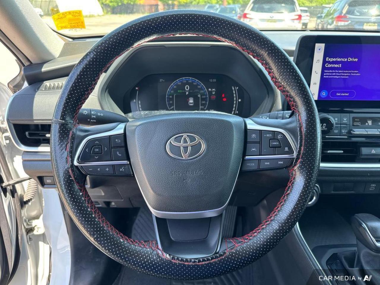 2024 Toyota Grand Highlander XLE BACKUP CAM   BLUETOOTH   HTD SEATS   KEYLESS E Photo