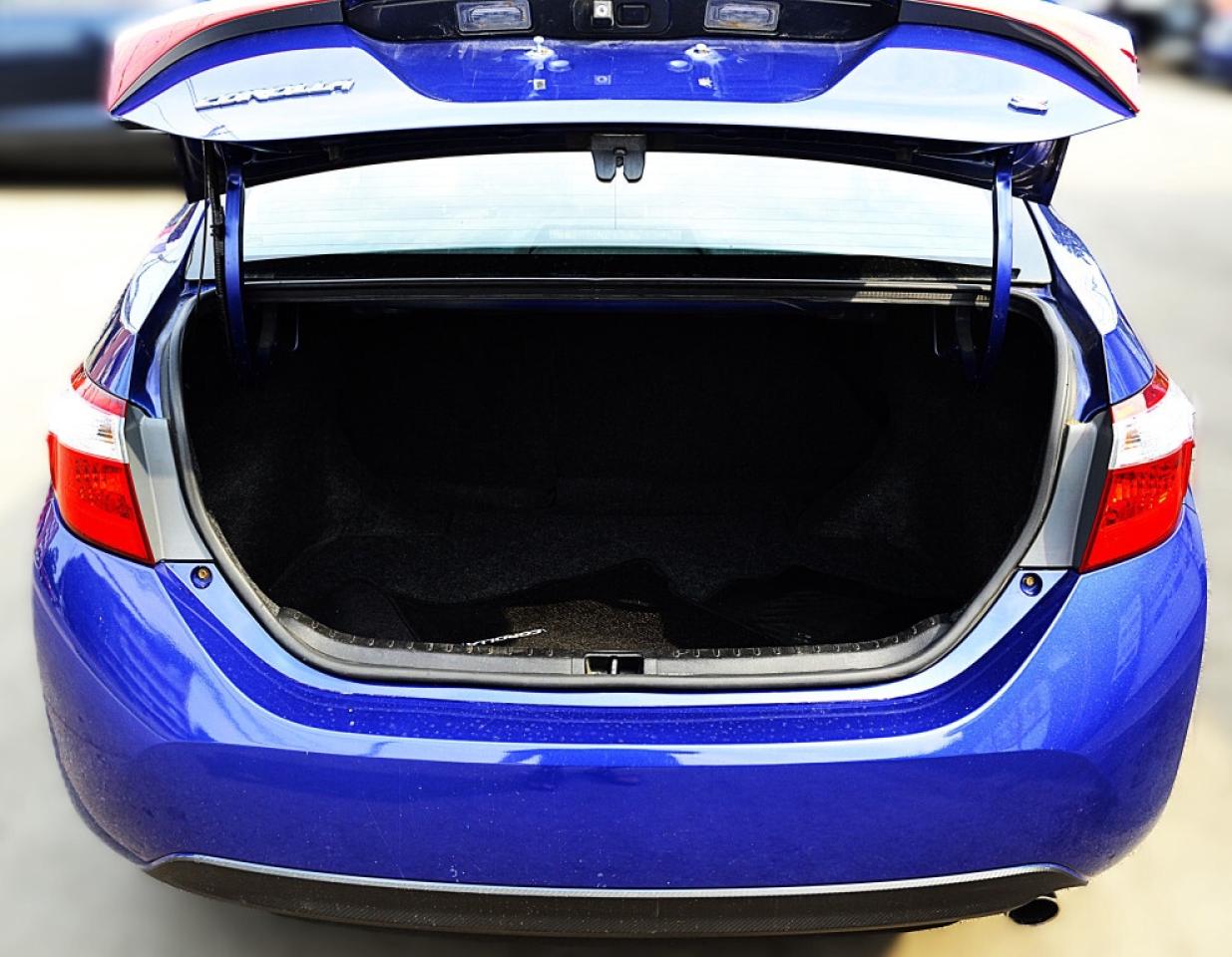 2015 Toyota Corolla LE Plus 4dr Sedan CVT Photo