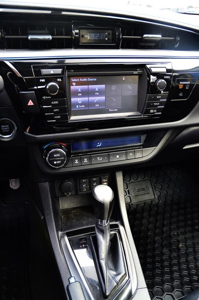 2015 Toyota Corolla LE Plus 4dr Sedan CVT Photo