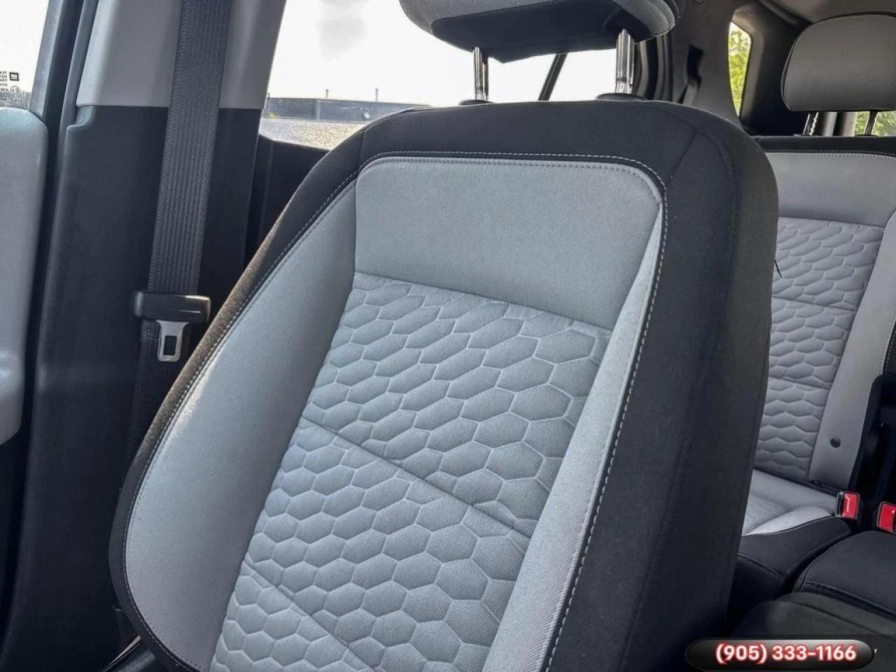 2023 Chevrolet Equinox LS BACKUP CAM   BLUETOOTH   HTD SEATS   KEYLESS EN Photo