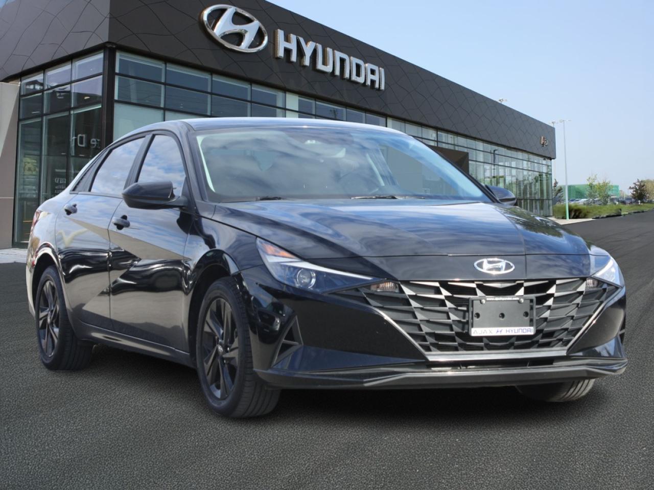 2023 Hyundai Elantra Preferred / Heated Seats / Blind Spot / Camera Photo2