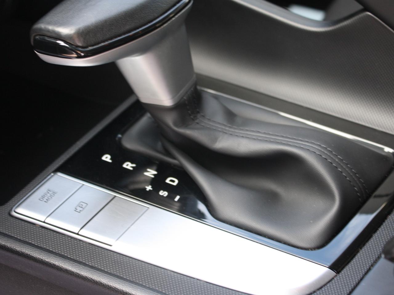 2023 Hyundai Elantra Preferred / Heated Seats / Blind Spot / Camera Photo