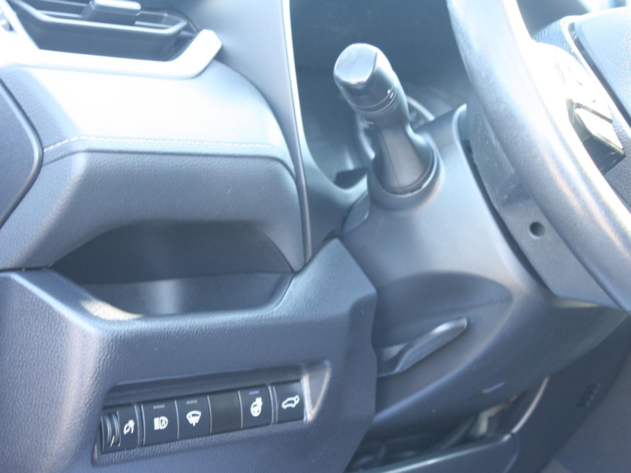 2020 Toyota RAV4 Hybrid Hybrid XLE AWD / Heated Seats / Sunroof / Navigati Photo