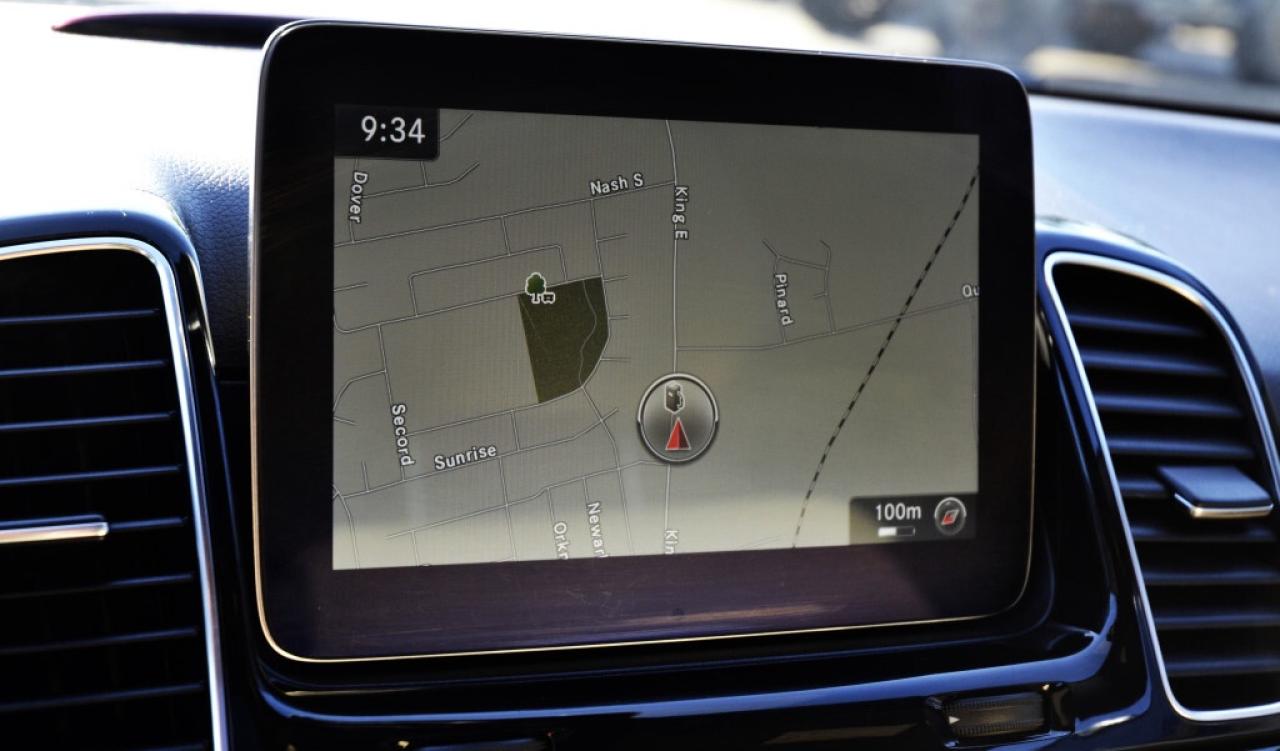 2016 Mercedes-Benz GLE350 GL350d 4dr All-wheel Drive 4MATIC Sport Utility Au Photo