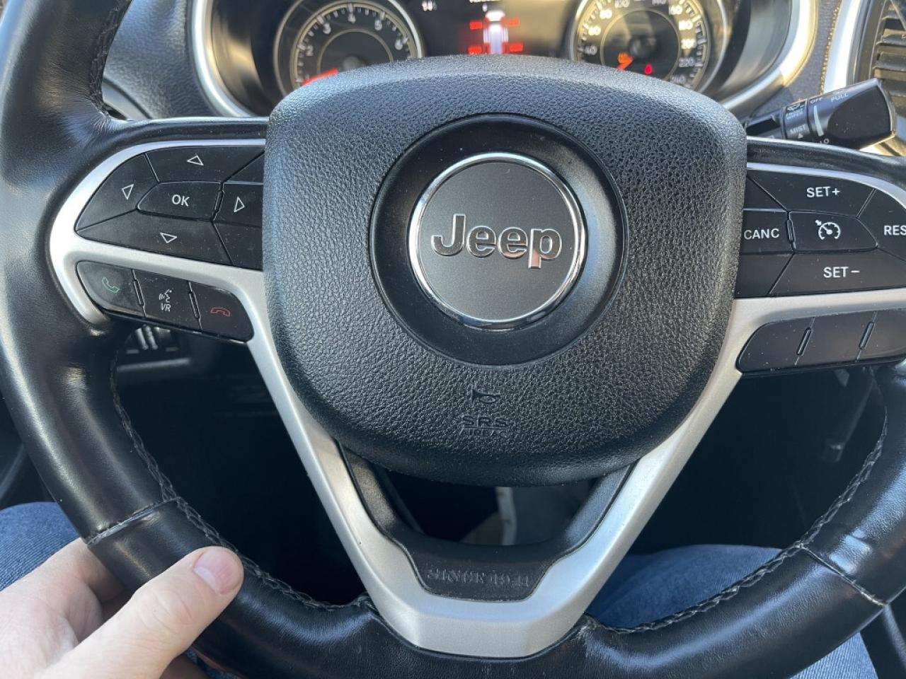 2015 Jeep Cherokee 4WD 4dr Trailhawk Photo