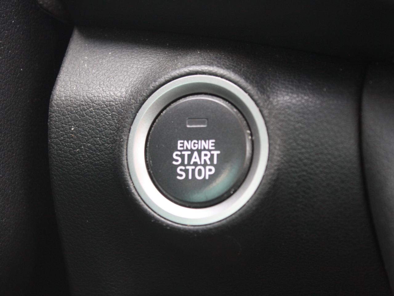 2021 Hyundai KONA 1.6T Trend AWD w-Two-Tone Roof Photo