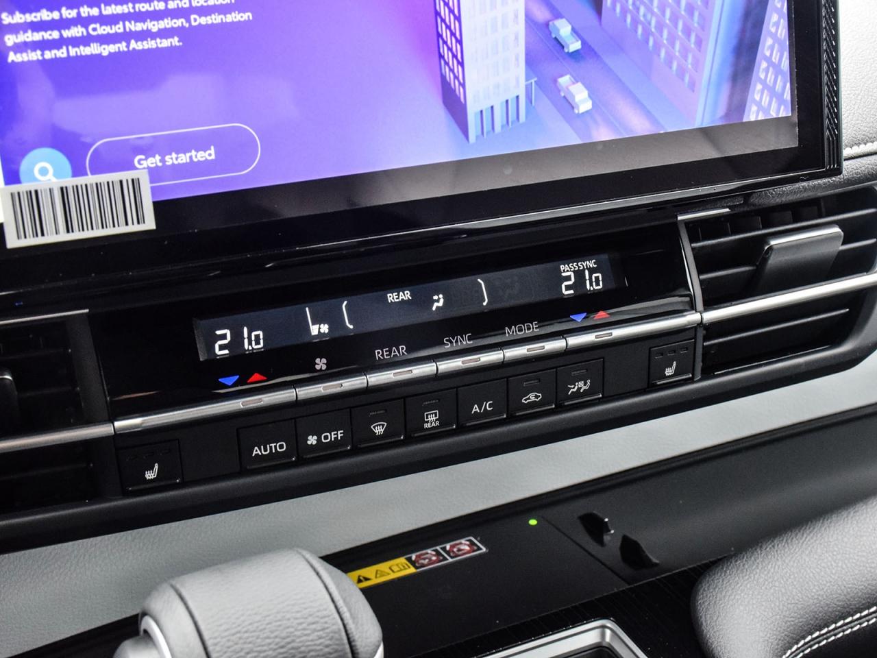 2025 Toyota Sienna XSE Photo