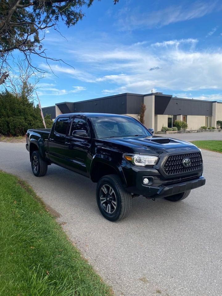 2019 Toyota Tacoma V6 4X4 Photo