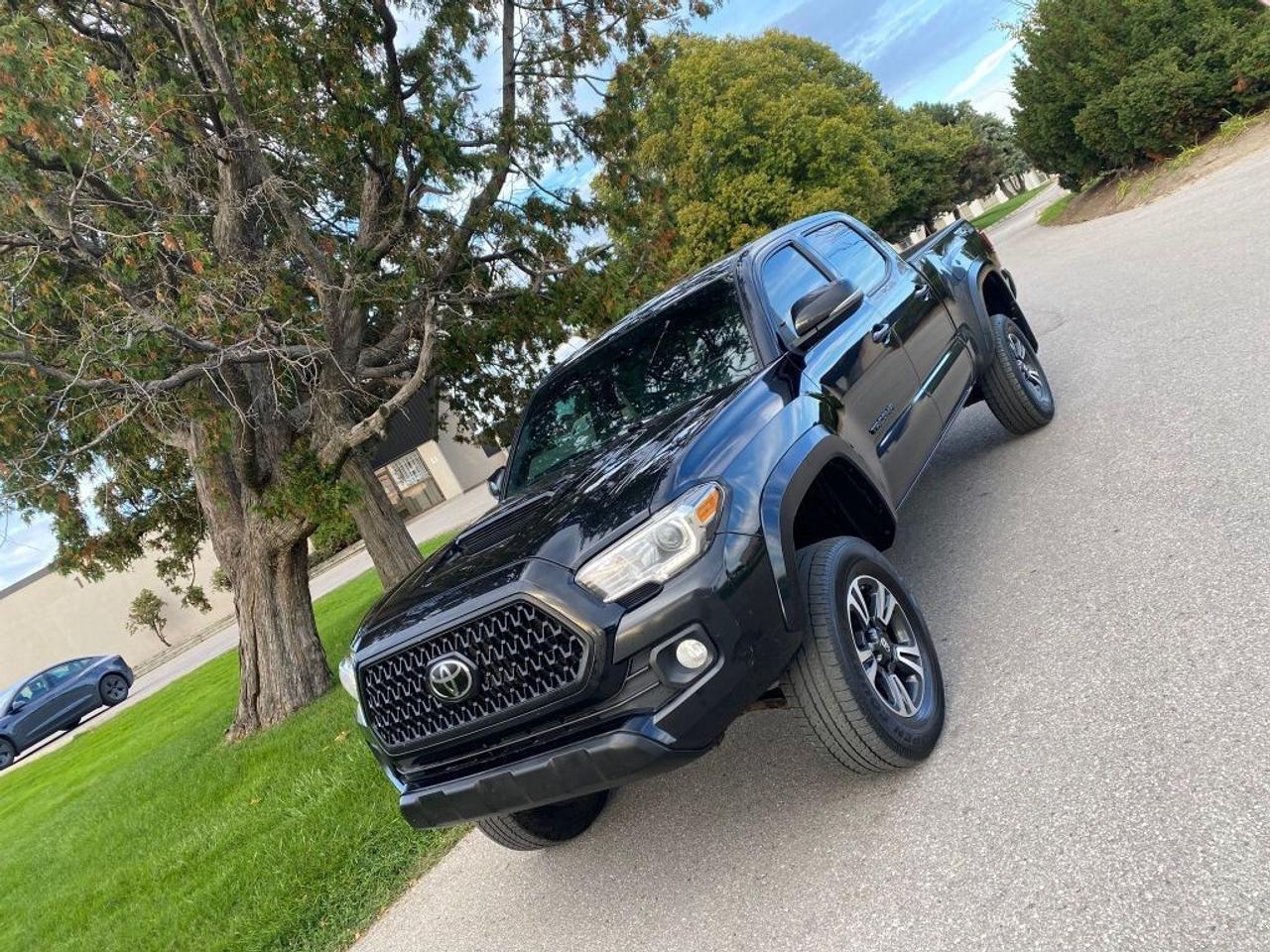 2019 Toyota Tacoma V6 4X4 Photo3