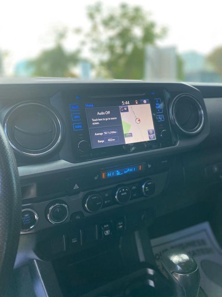 2019 Toyota Tacoma V6 4X4 Photo