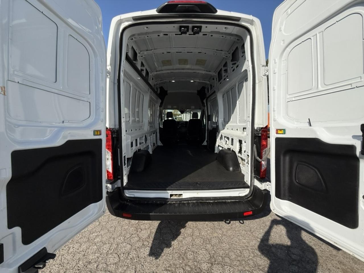 2024 Ford Transit Cargo Van T-250 High Roof 148"WB Photo