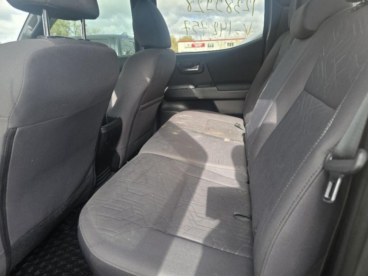 2018 Toyota Tacoma TRD Off Road 4x4 Double Cab 127.4 in. Photo