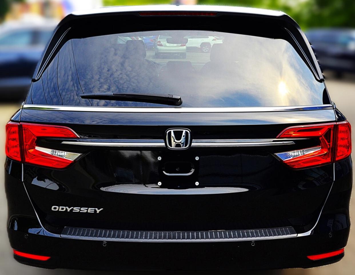 2024 Honda Odyssey EX L Passenger Van Automatic Photo3