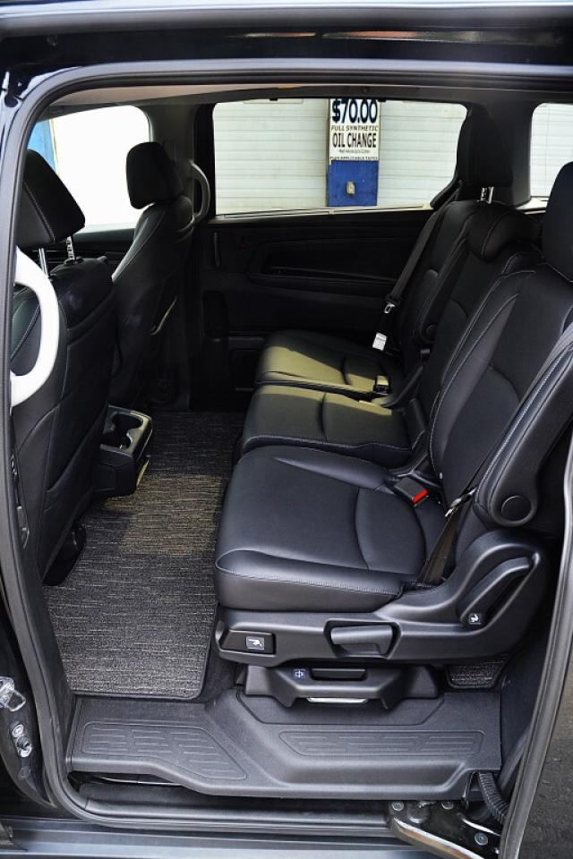 2024 Honda Odyssey EX L Passenger Van Automatic Photo