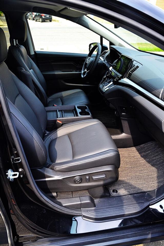 2024 Honda Odyssey EX L Passenger Van Automatic Photo