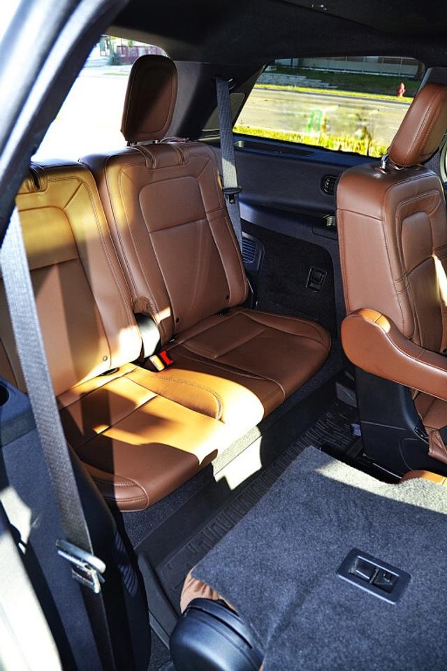 2023 Lincoln Aviator Reserve 4dr All-Wheel Drive Automatic Photo