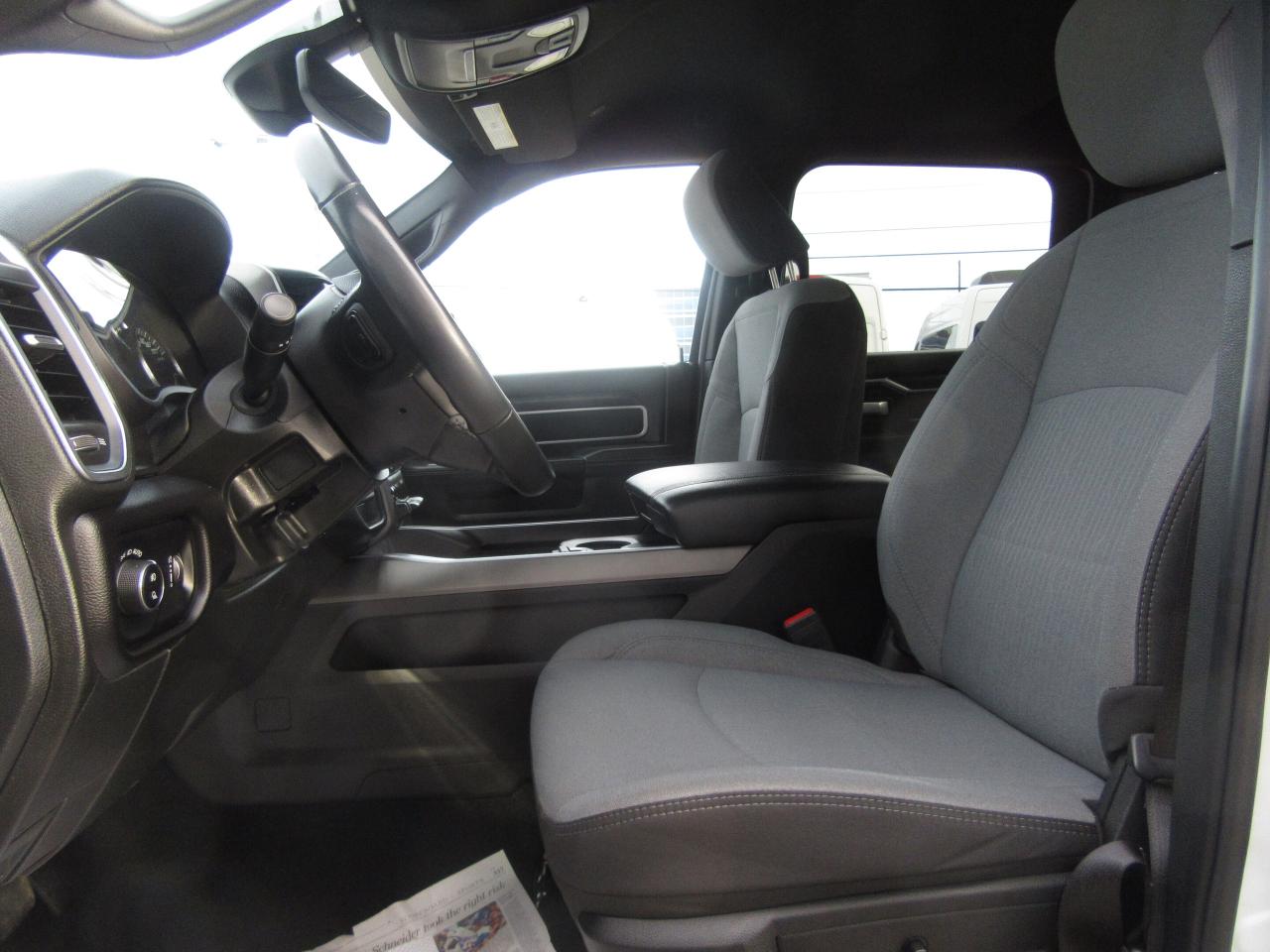 2024 RAM 2500 HD DIESEL CREW CAB 4X4 BIG HORN PKG / SHORT BOX Photo