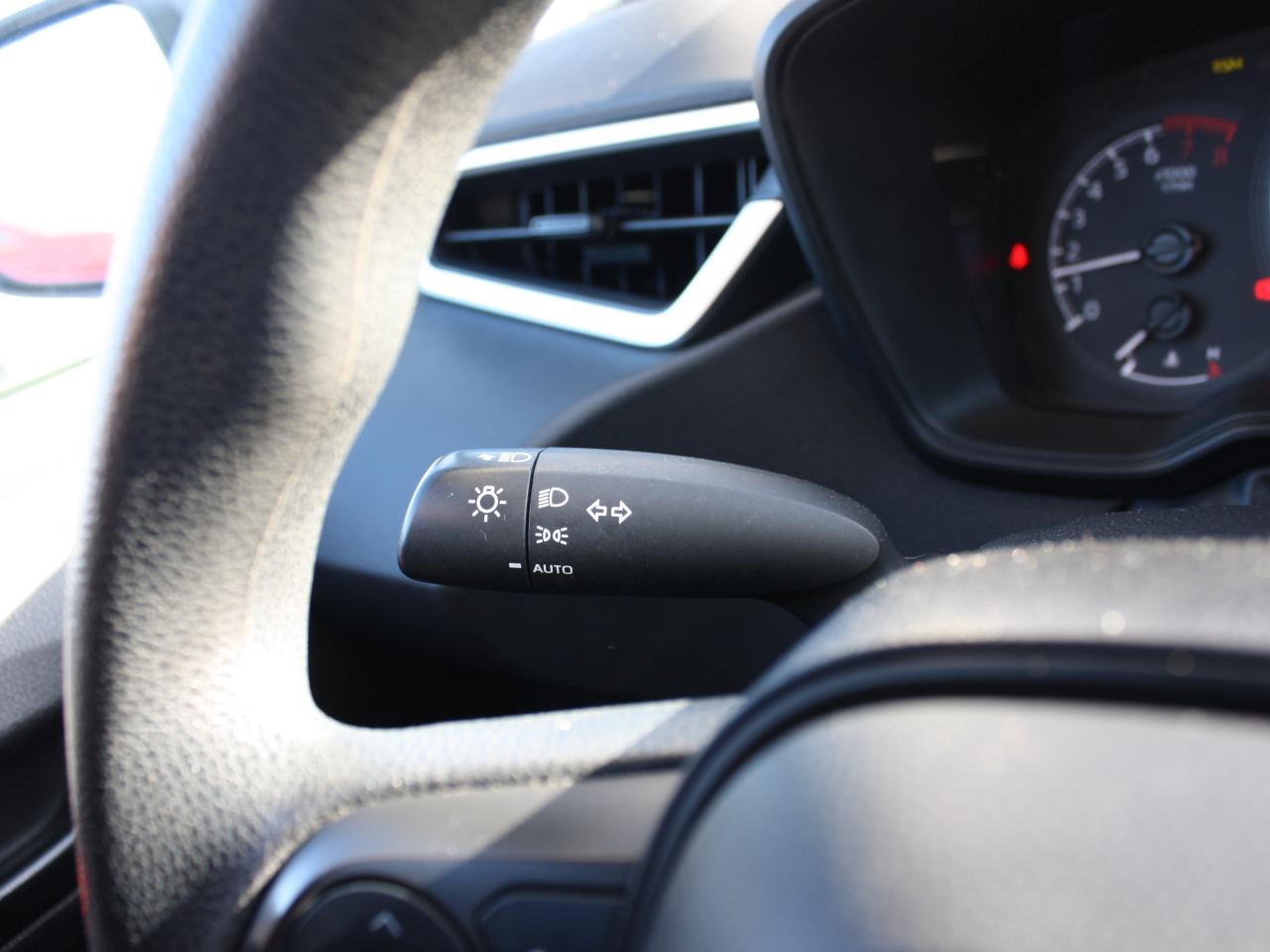 2022 Toyota Corolla LE / Heated Seats / Backup Camera / Bluetooth Photo