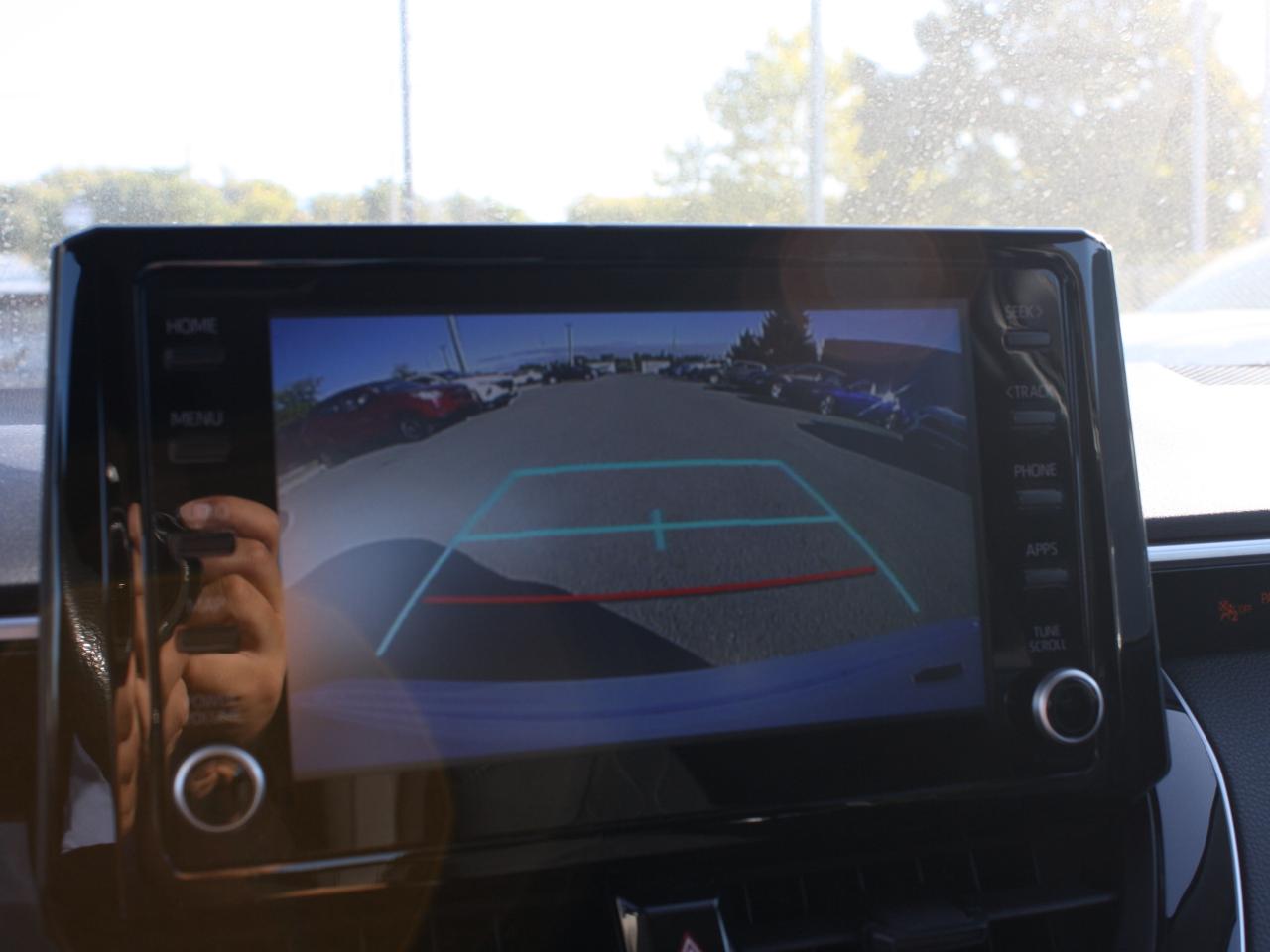 2022 Toyota Corolla LE / Heated Seats / Backup Camera / Bluetooth Photo