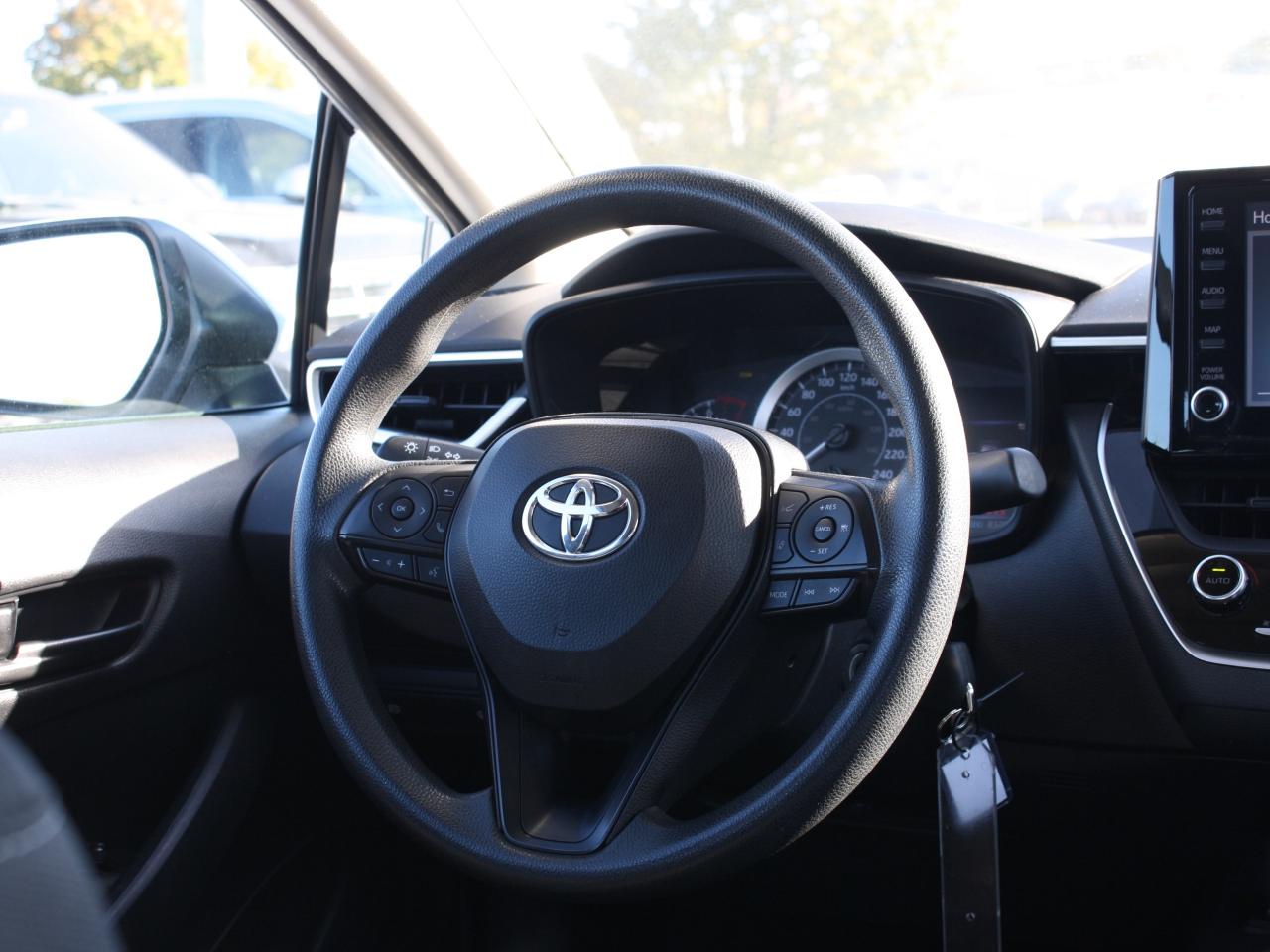 2022 Toyota Corolla LE / Heated Seats / Backup Camera / Bluetooth Photo
