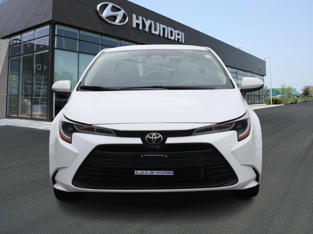 2023 Toyota Corolla LE / Heated Seats / Backup Camera / Bluetooth Photo