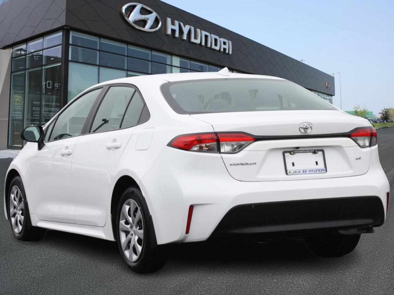 2023 Toyota Corolla LE / Heated Seats / Backup Camera / Bluetooth Photo