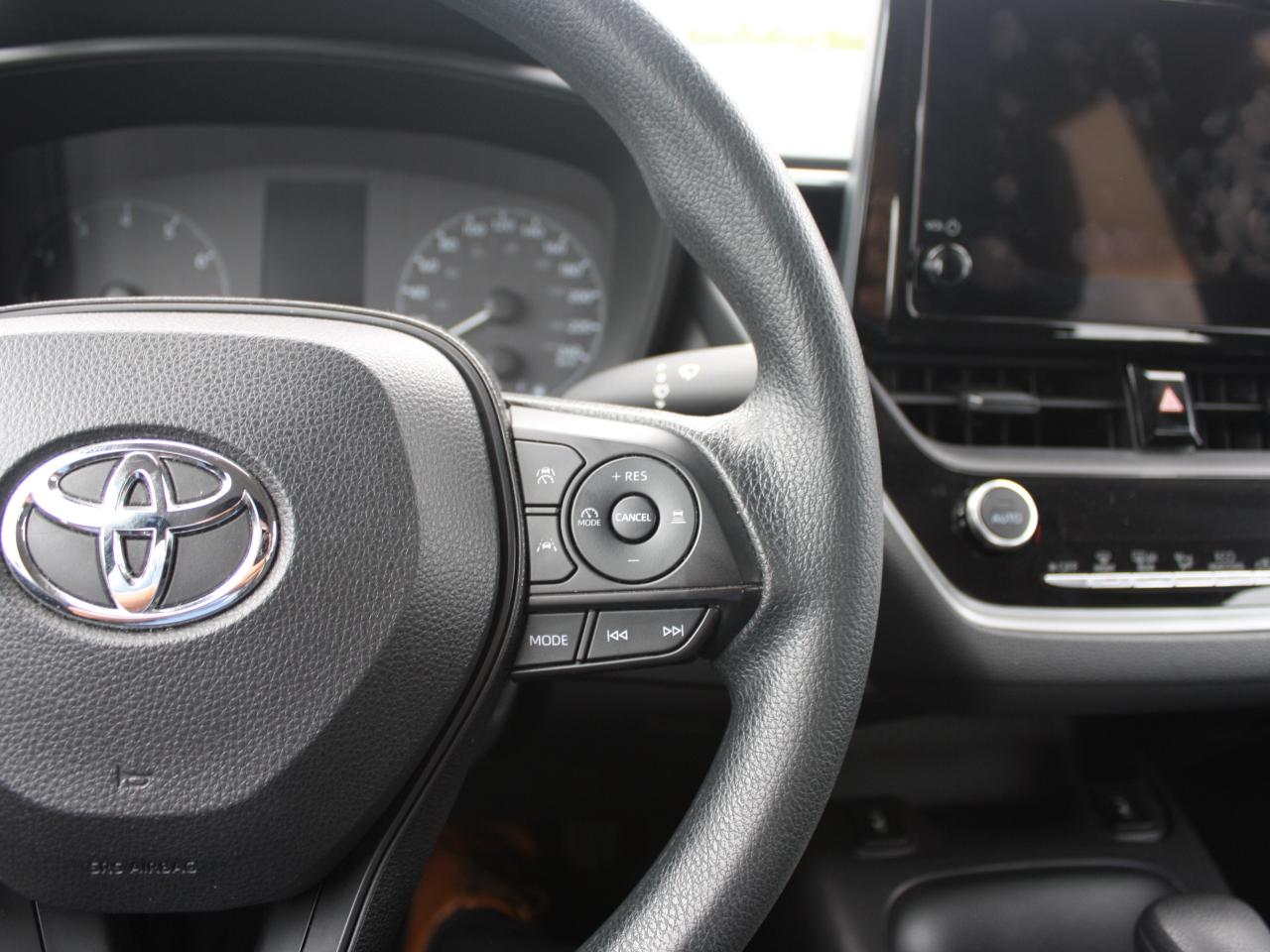 2023 Toyota Corolla LE / Heated Seats / Backup Camera / Bluetooth Photo