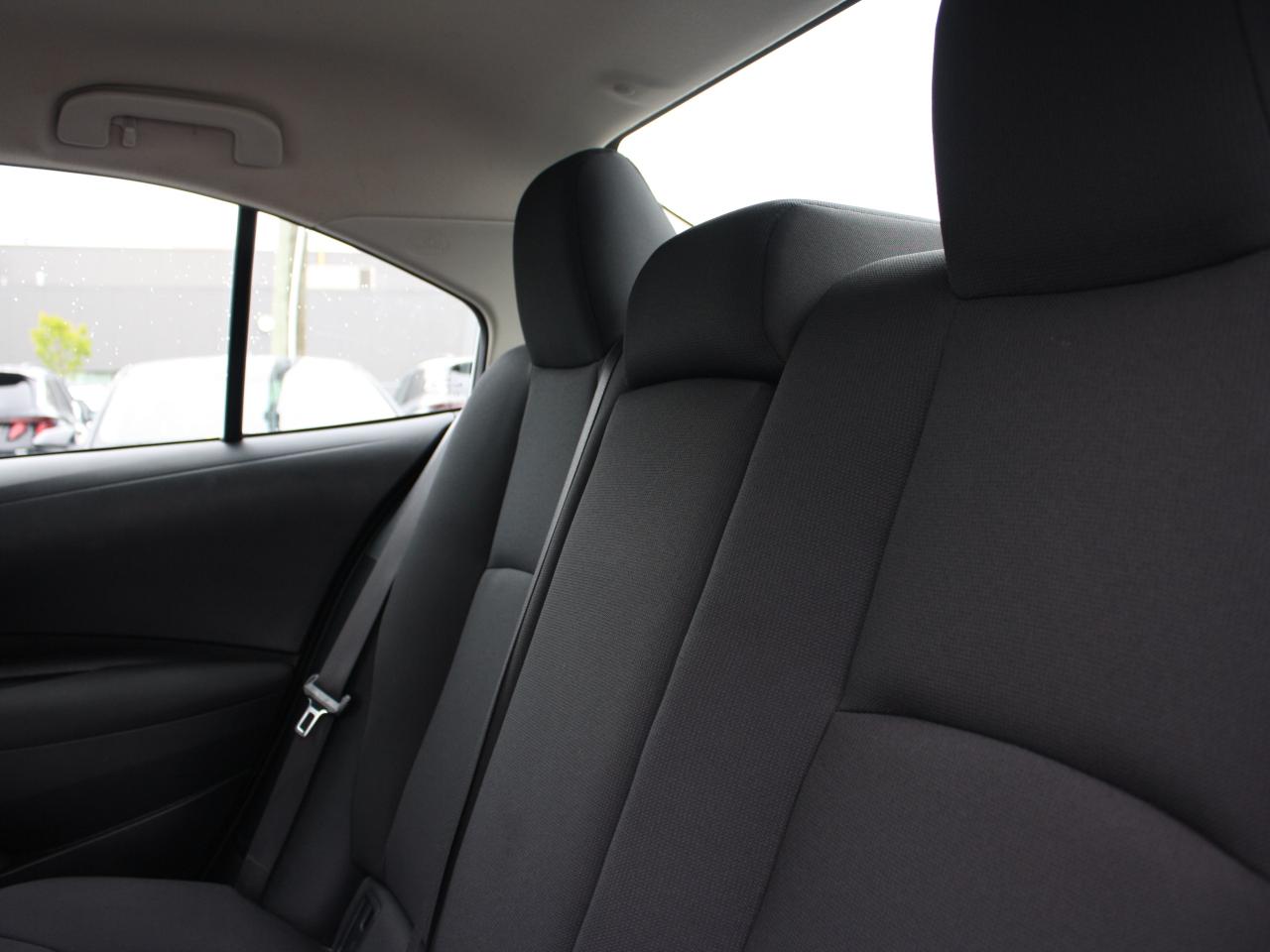 2023 Toyota Corolla LE / Heated Seats / Backup Camera / Bluetooth Photo