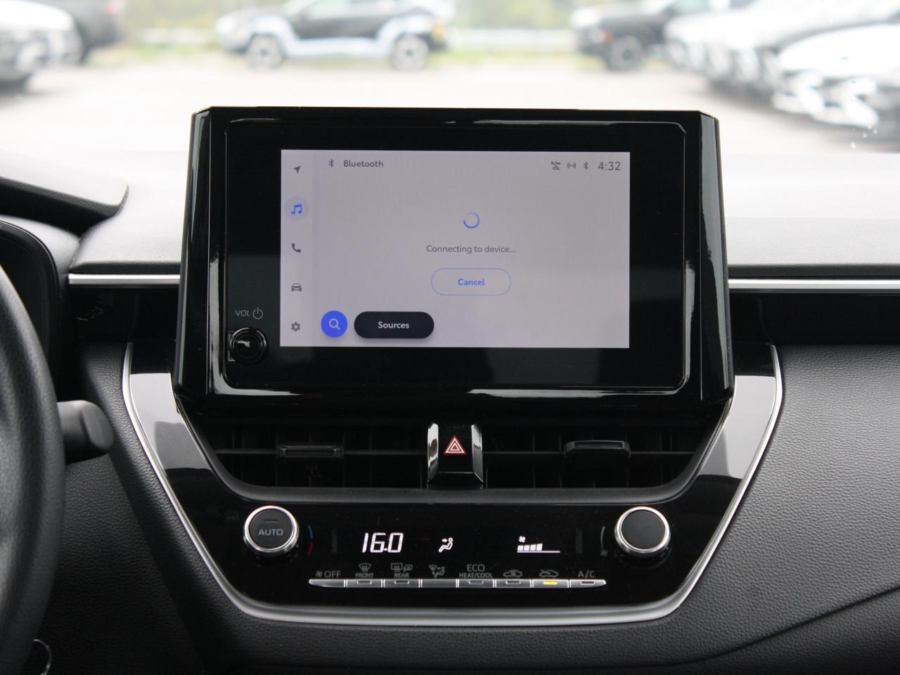 2023 Toyota Corolla LE / Heated Seats / Backup Camera / Bluetooth Photo