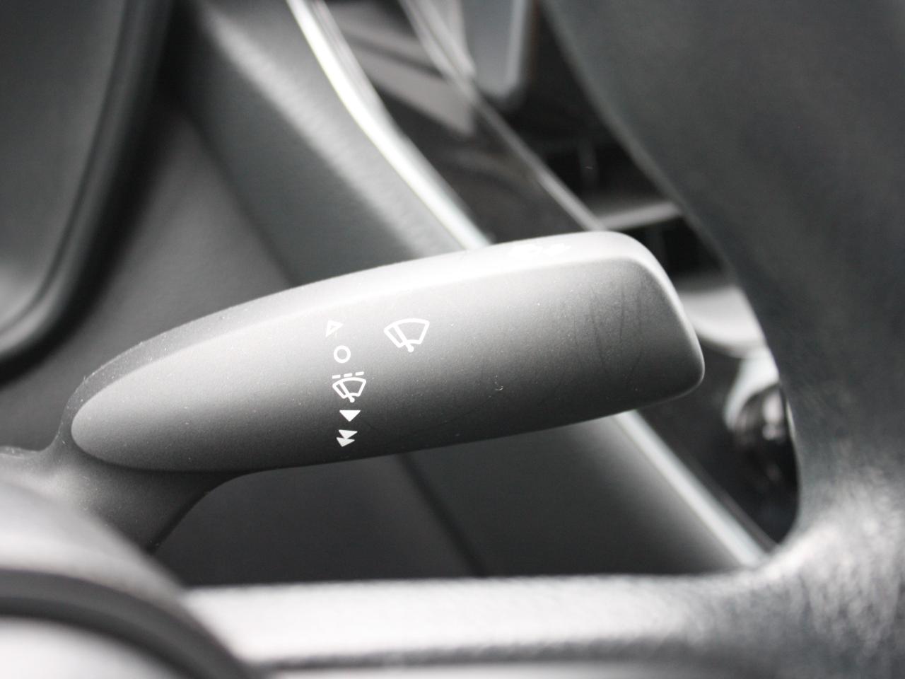 2023 Toyota Corolla LE / Heated Seats / Backup Camera / Bluetooth Photo