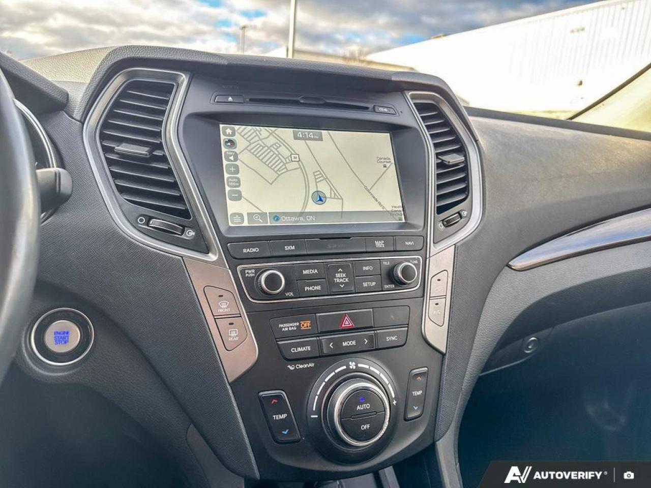 2017 Hyundai Santa Fe Sport Limited Photo