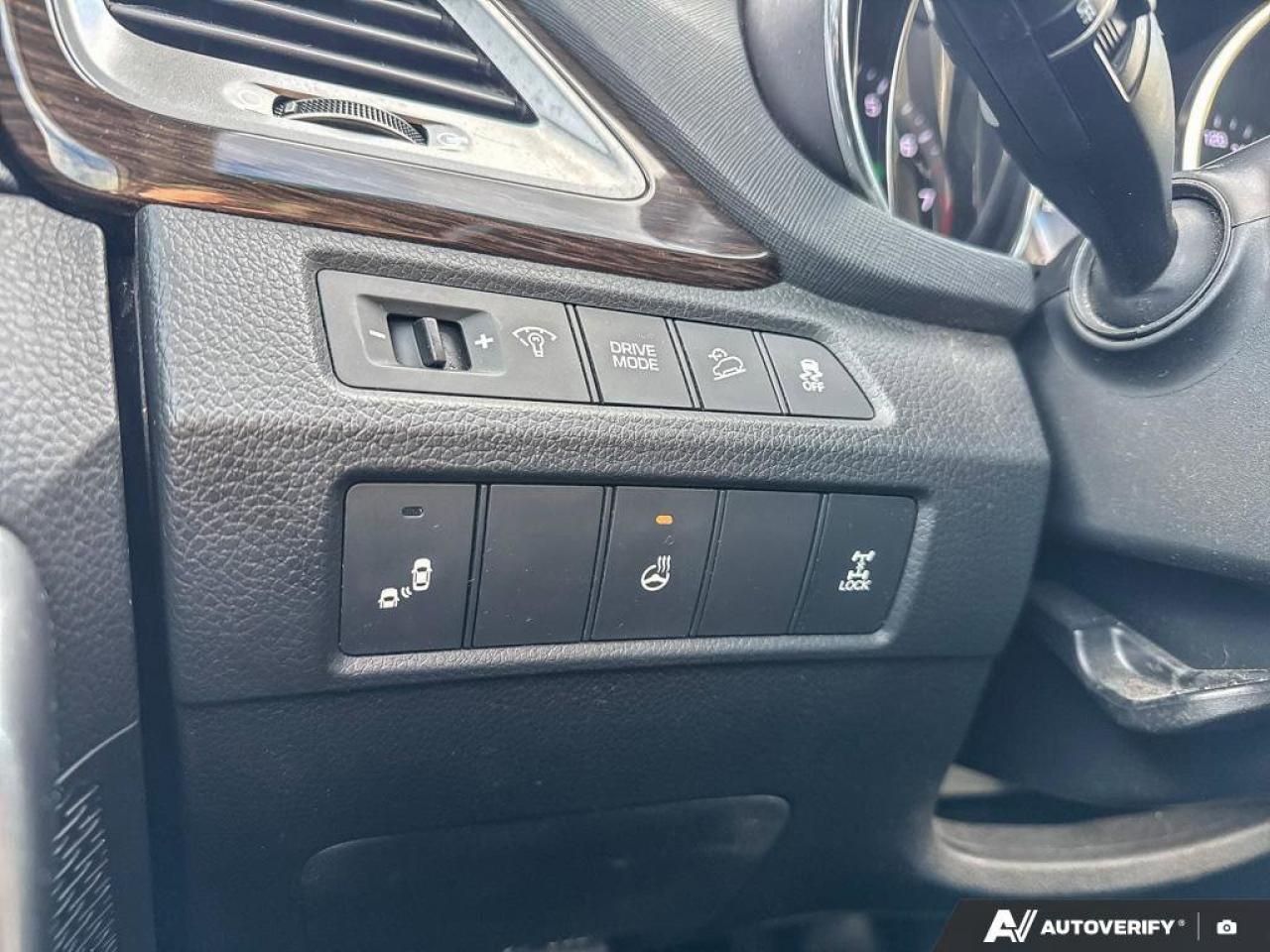 2017 Hyundai Santa Fe Sport Limited Photo