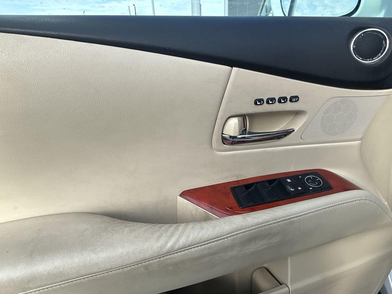 2010 Lexus RX 350 6A   Accident-Free Photo